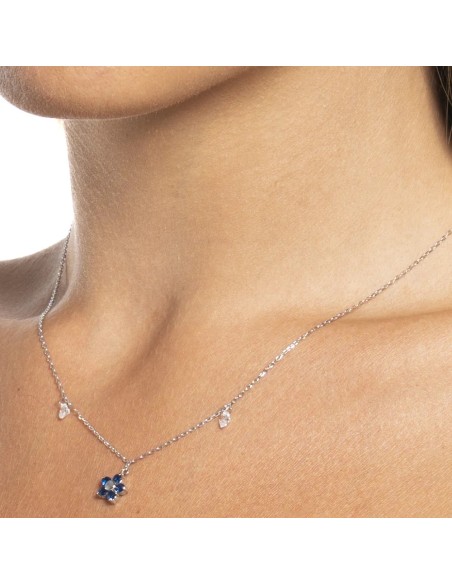 COLLANA DONNA IN ACCIAIO CON PENDENTE FIORE CON E PETALI ZICONE BLU