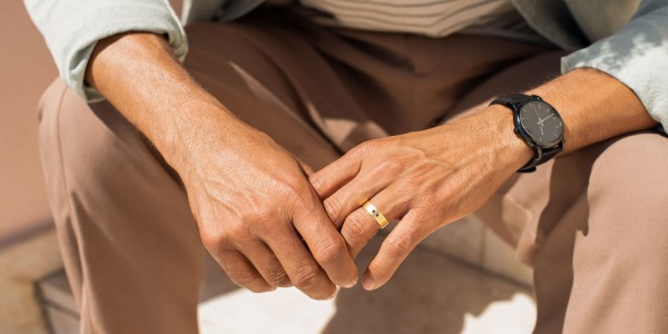 Quali gioielli da uomo scegliere per uno stile unico